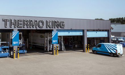 Thermo King Awards First Dealers with Blue Track Select Certification for Outstanding Uptime Services