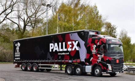 Pall-Ex unveils special edition livery to mark gold award honour by Ministry of Defence