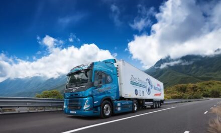 MANFREIGHT LEADS THE CHARGE WITH UK’S FIRST ALL ELECTRIC S.KOe COOL FROM SCHMITZ CARGOBULL