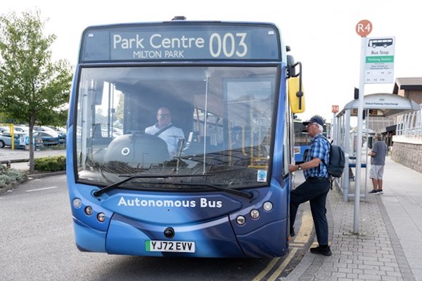 Autonomous single-decker bus producing zero carbon emissions on UK roads for the first time