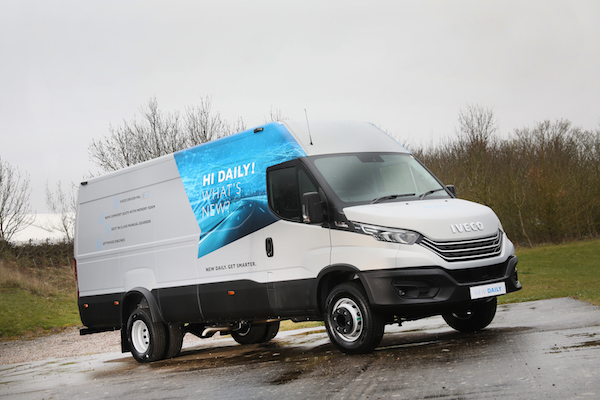 IVECO DAILY range crowned What Van? Large Van of the Year 2024