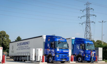 Decarbonisation: Renault Trucks steps up its action by electrifying its in-house logistics